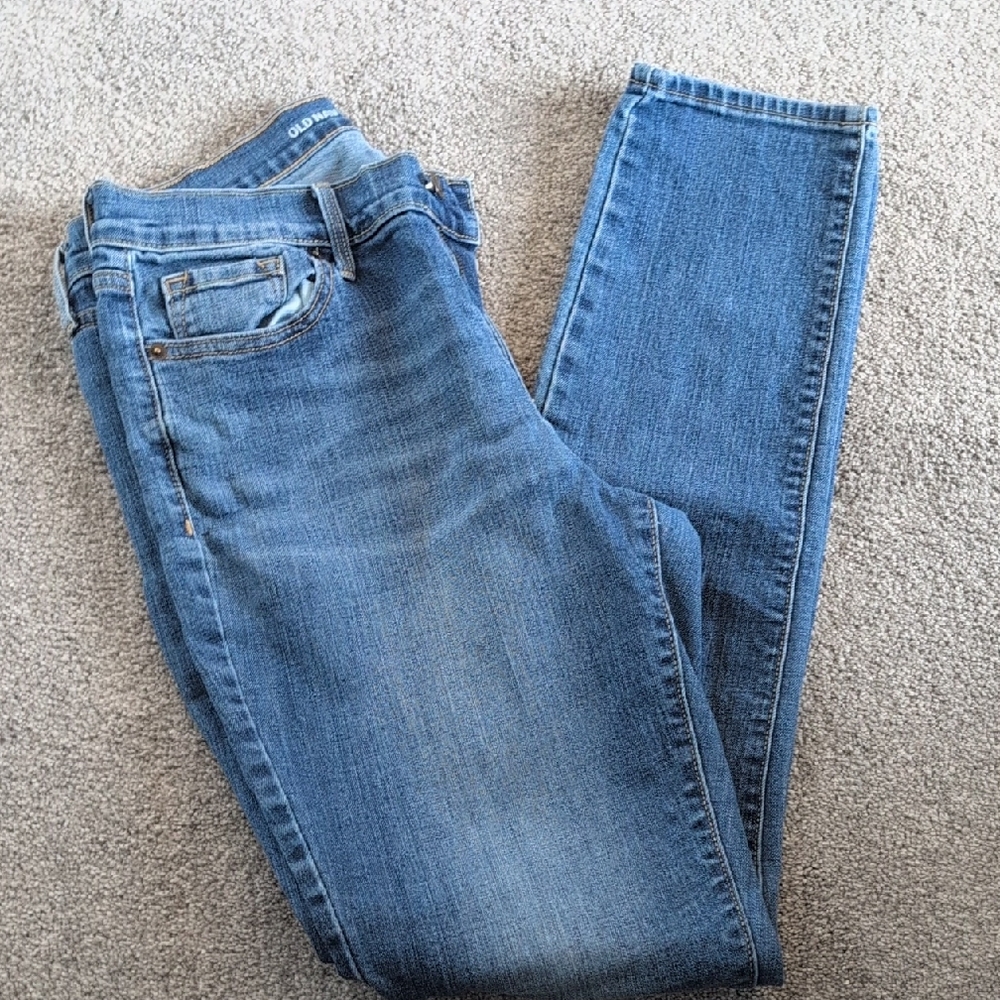 Old Navy Skinny Jeans, size 8 LONG, Curvy / Mid-rise